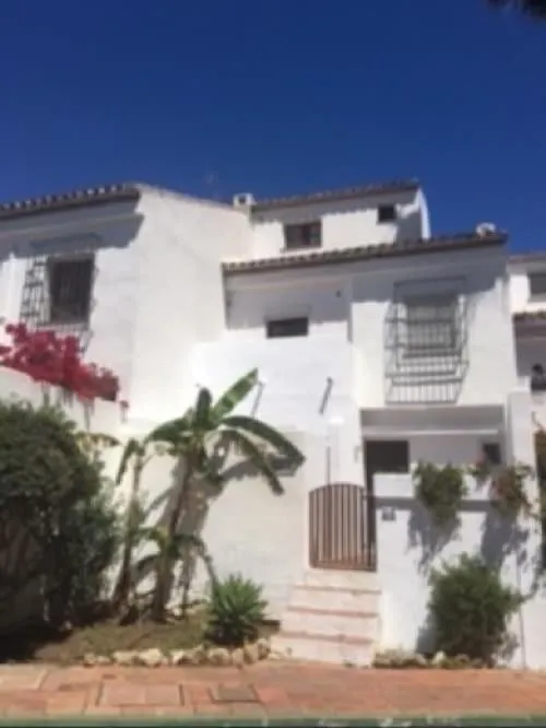 Ferienhaus Traditional Town House With Large Pool Estepona Spanien