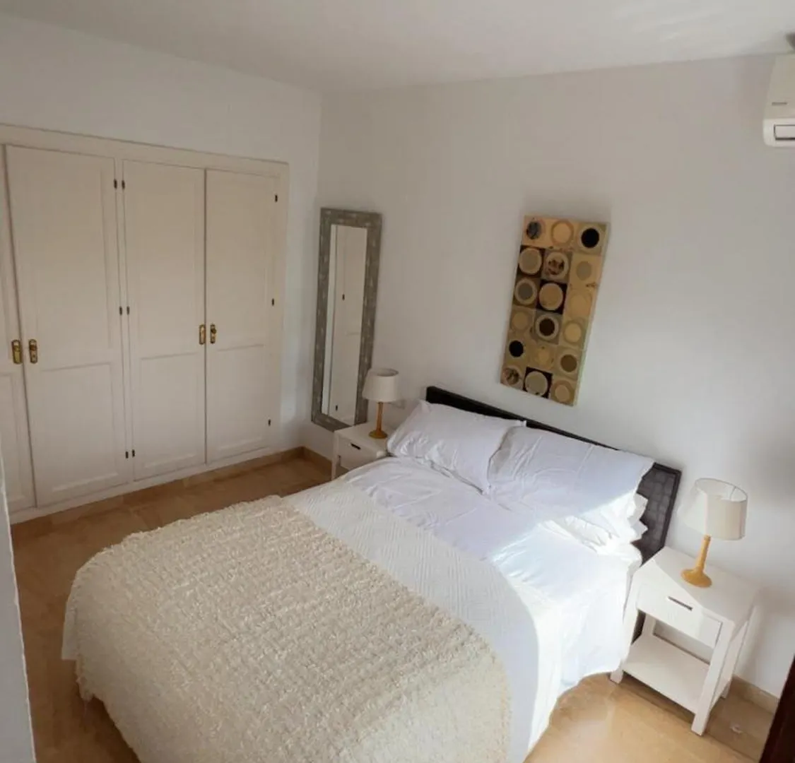 Ferienhaus Traditional Town House With Large Pool Estepona