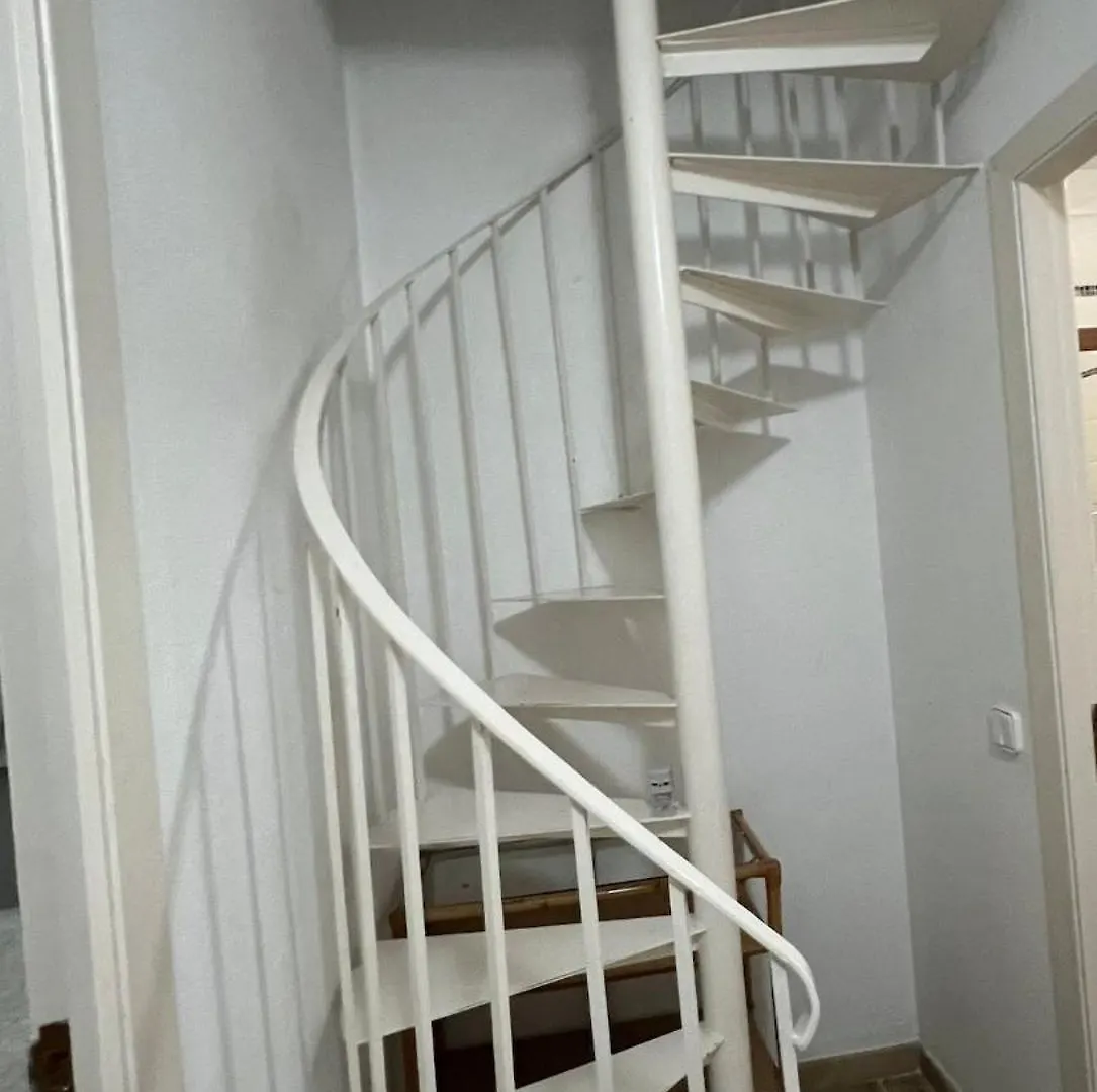 Traditional Town House With Large Pool Estepona 0*,